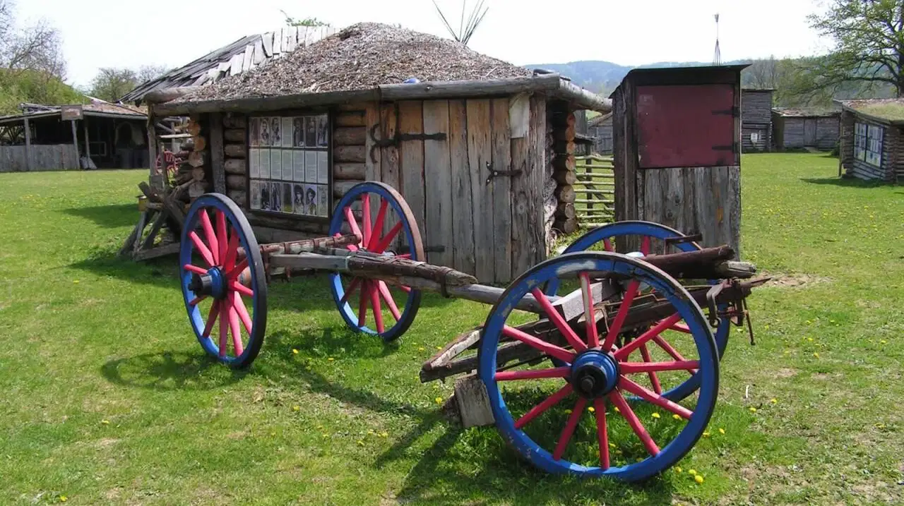 Fort Hary - oživlá historie osidlování Ameriky – zážitkové areály, Mirotice