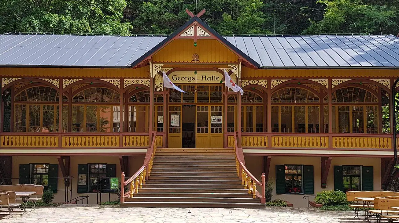 Tančírna v Račím údolí – restaurace, kavárny, cukrárny, Javorník