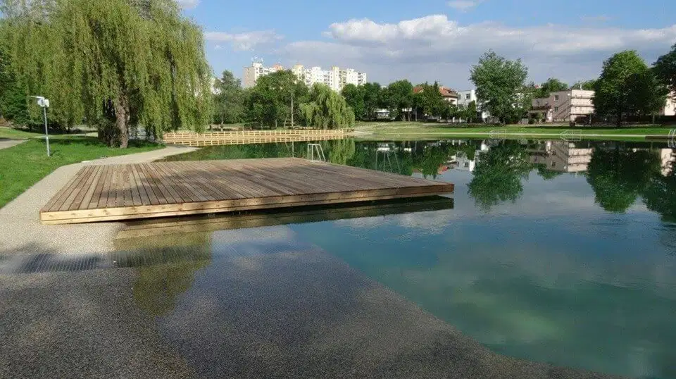 Koupaliště Lhotka – koupání, Praha