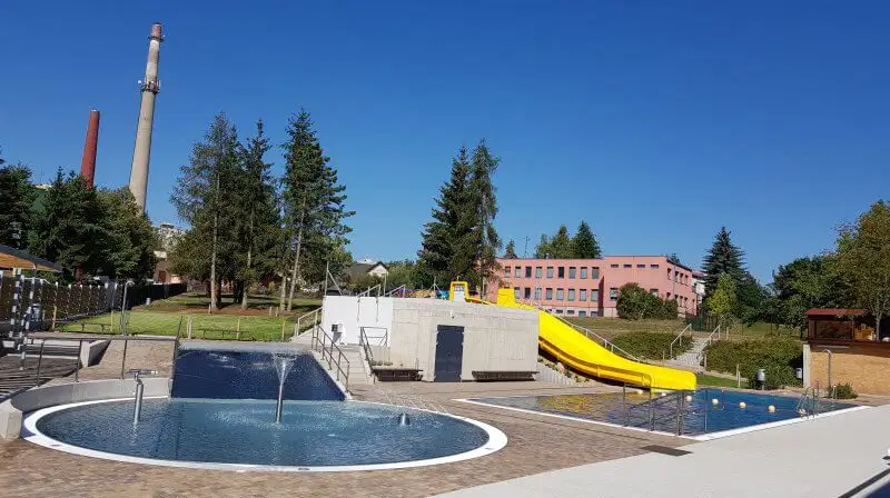 Bazén Nová Paka – koupání, Nová Paka