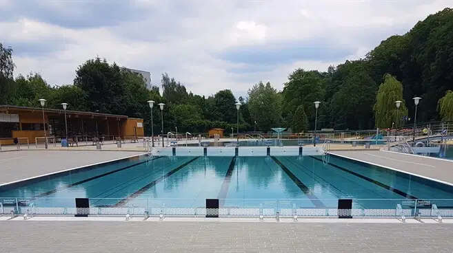Koupaliště Trutnov – koupání, Trutnov