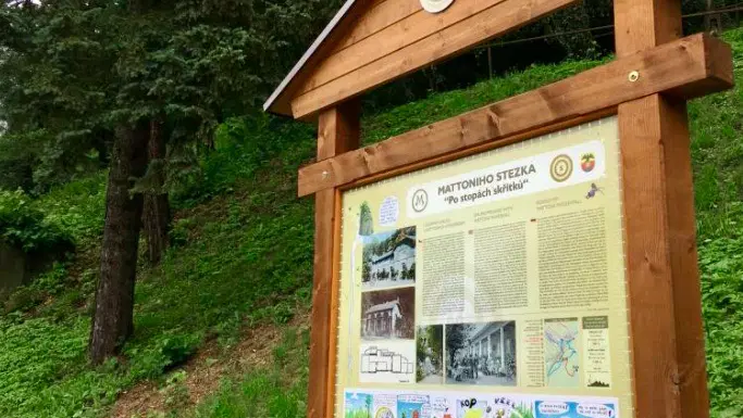 Mattoniho stezka Po stopách skřítků – naučné stezky, Kyselka