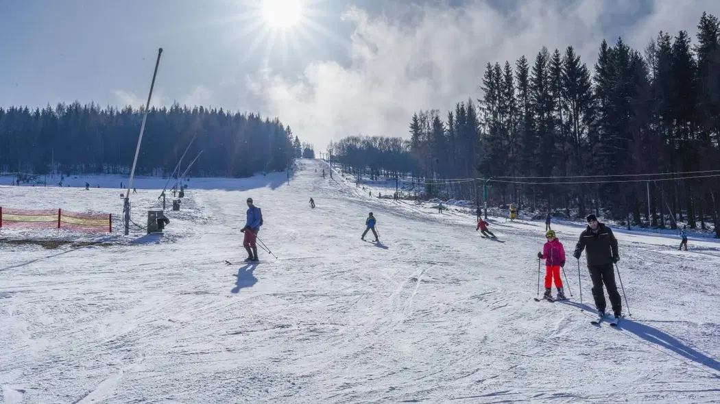 Ski areál Český Jiřetín – lyžařské areály, Český Jiřetín