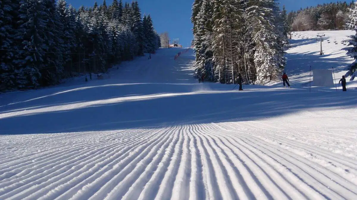 Ski park Gruň – lyžařské areály, Staré Hamry