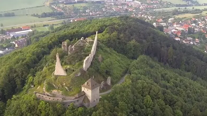 Zřícenina hradu Starý Jičín – hrady, zámky, zříceniny, Starý Jičín