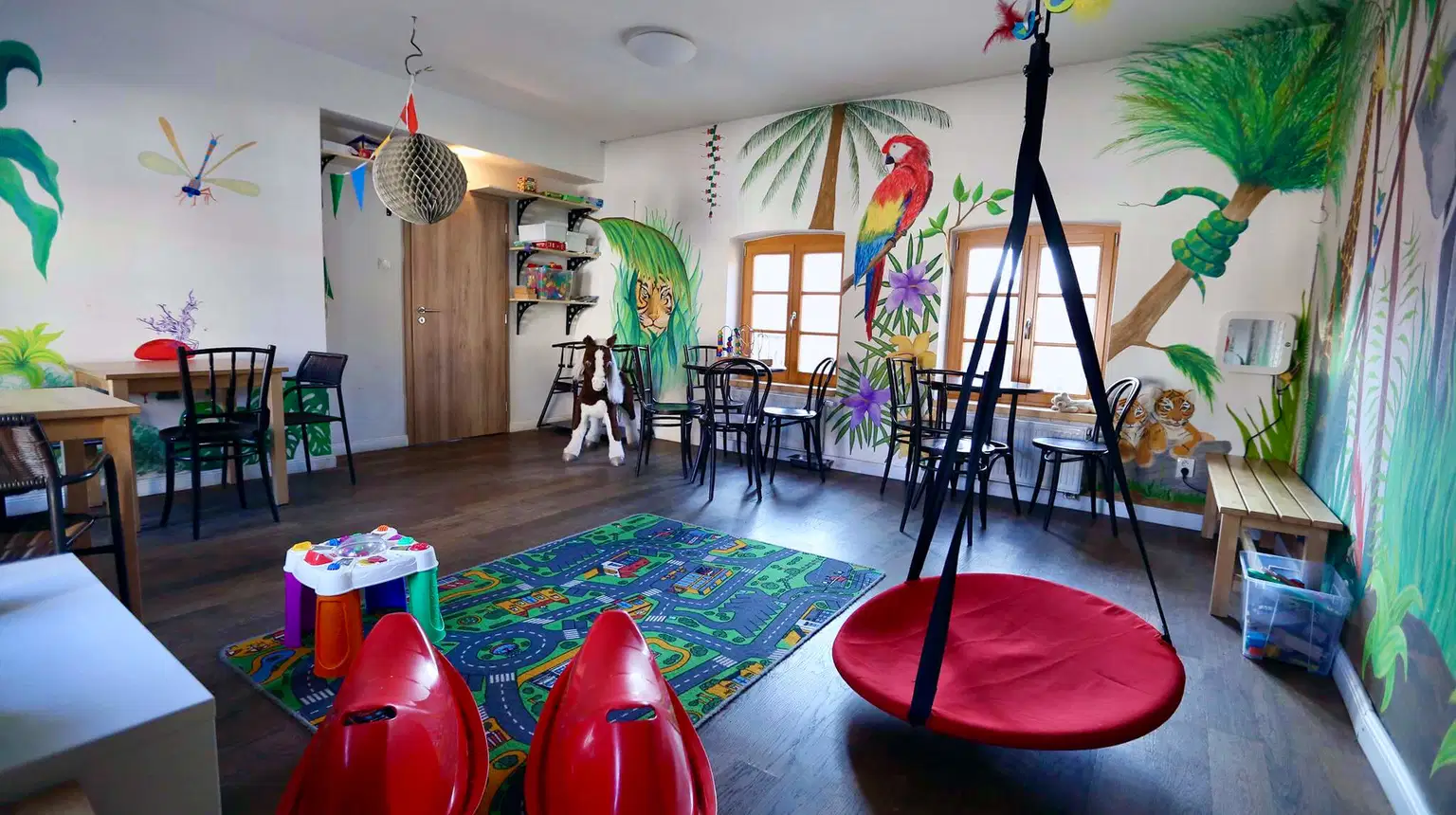 Kavárna Malý mnich – restaurace, kavárny, cukrárny, Mníšek pod Brdy