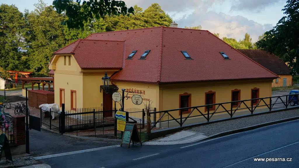 Restaurace Pěšárna – restaurace, kavárny, cukrárny, Třeboň