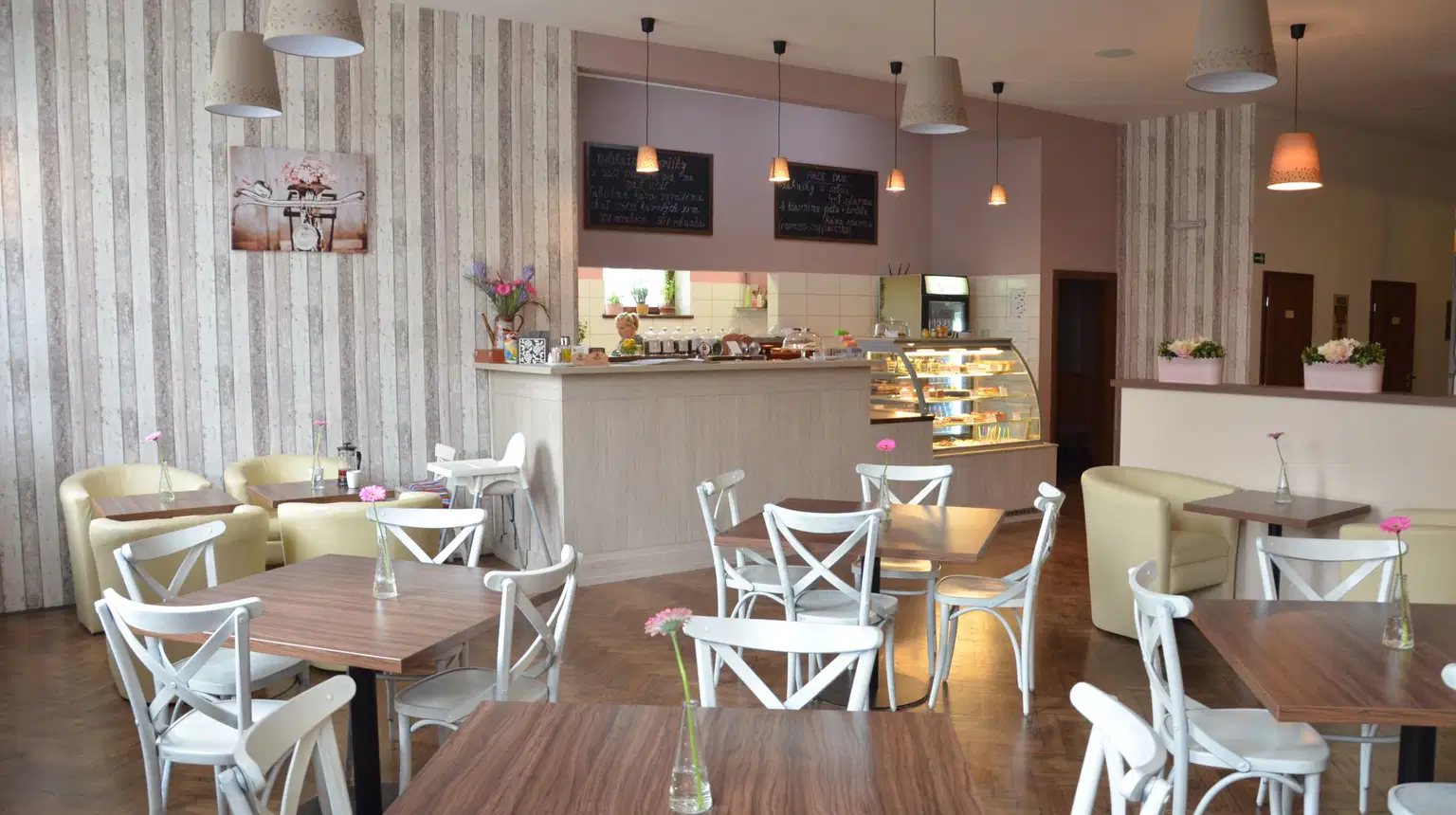 Bastien café – restaurace, kavárny, cukrárny, Bohumín