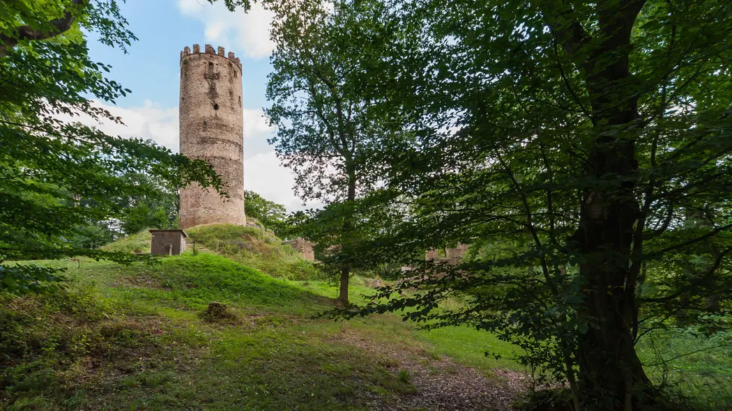 Šelmberk – hrady, zámky, zříceniny, Běleč