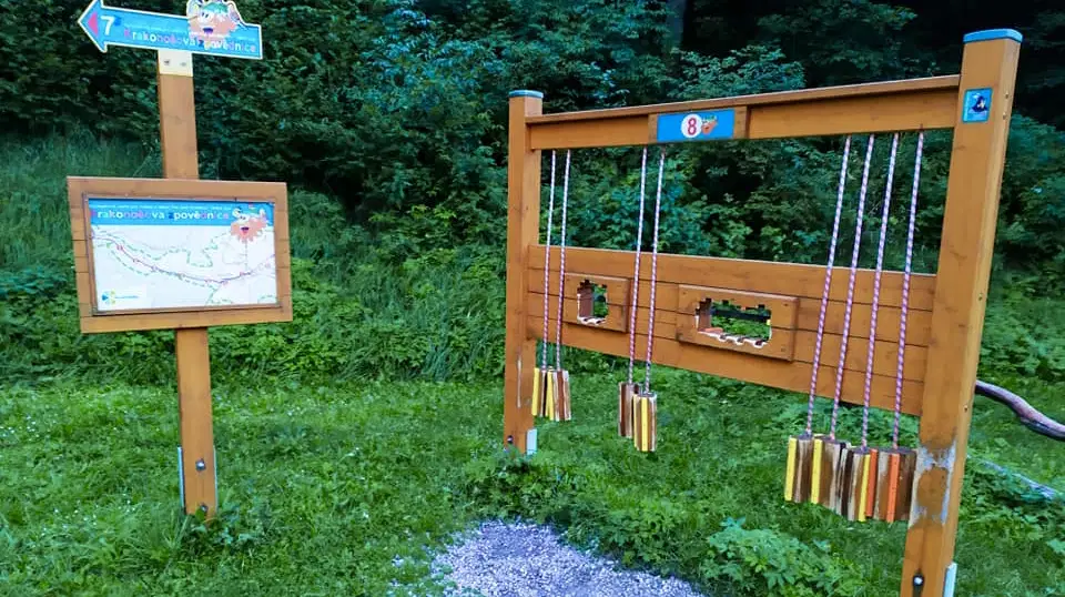 Krakonošova zpovědnice – naučné stezky, Pec pod Sněžkou