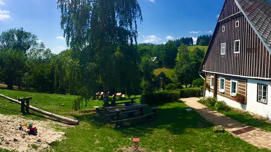Výletní restaurace Kněžická chalupa – restaurace, kavárny, cukrárny, Vrchlabí