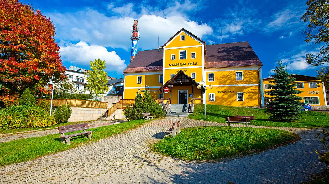 Sklárna a minipivovar Novosad – muzea, Harrachov