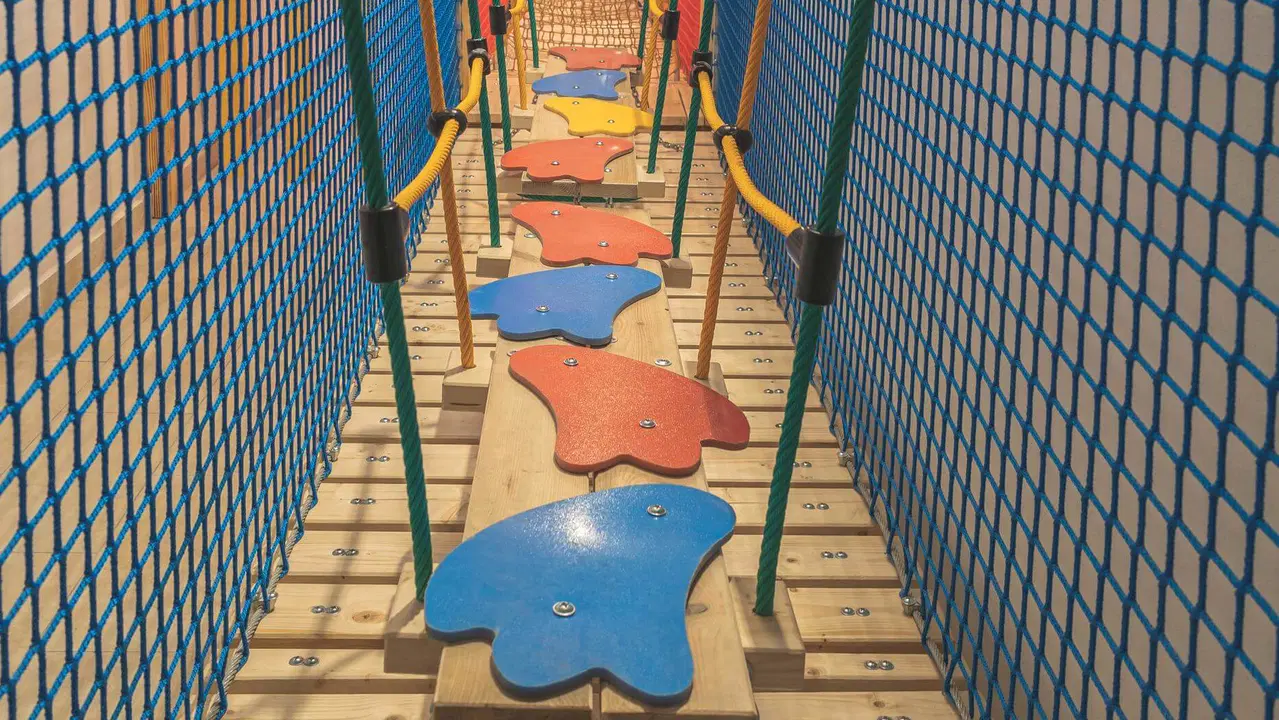 Dětský krytý lanový park – dětská hřiště a herny, Benecko