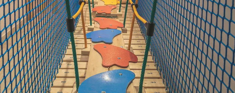 Dětský krytý lanový park – dětská hřiště a herny, Benecko