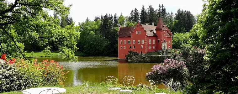 Zámek Červená Lhota – hrady, zámky, zříceniny, Kardašova Řečice