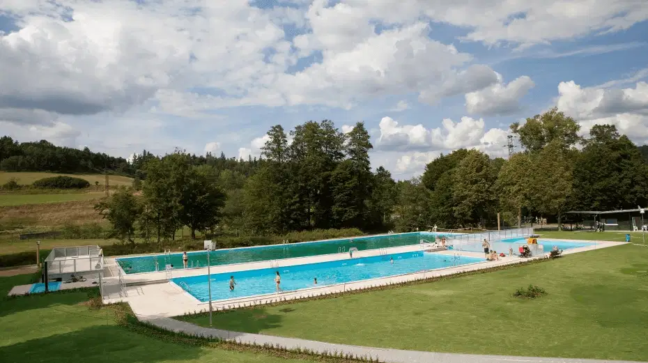 Koupaliště Kolinec – koupání, Kolinec