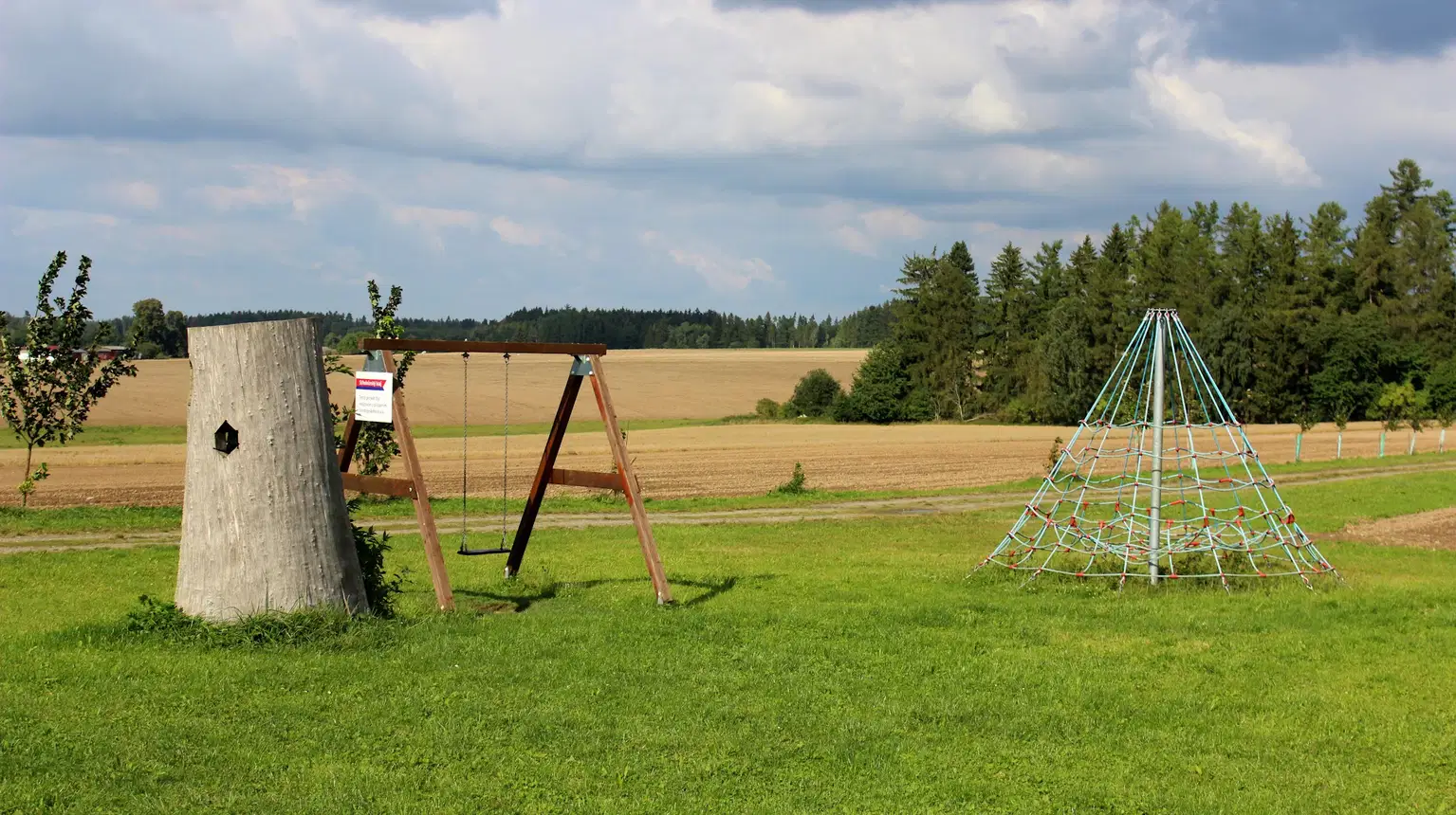 Dětské hřiště u rozhledny Bohdanka – dětská hřiště a herny, Bohdaneč