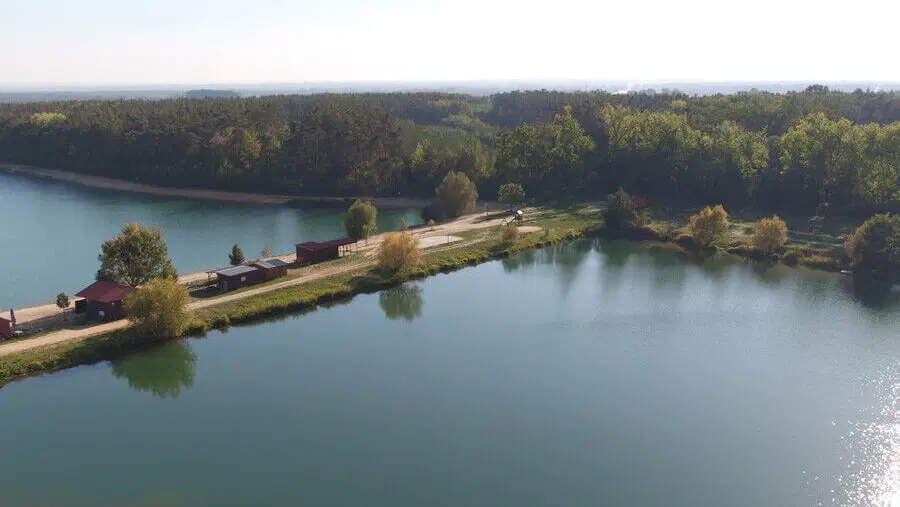 Jezero Konětopy – koupání, Dřísy