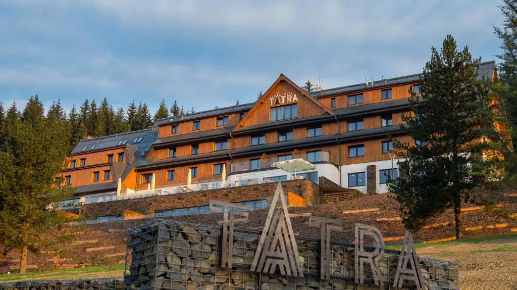 Grandhotel Tatra – hotel, Velké Karlovice