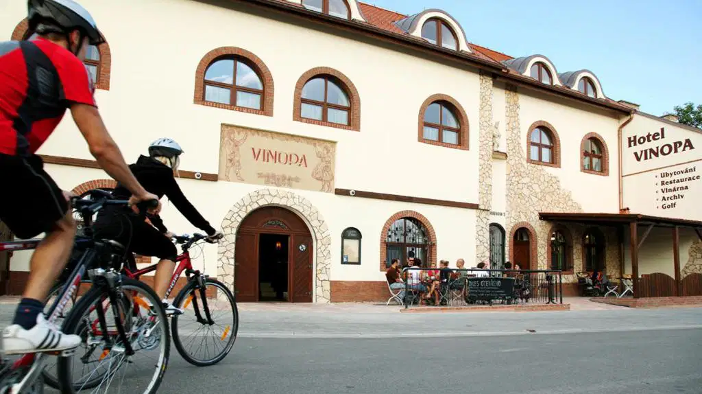 Hotel Vinopa – hotel, Hustopeče