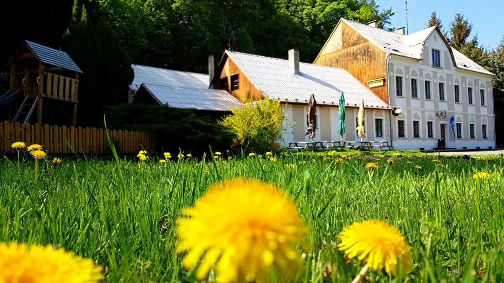 Penzion Pod Houskou – penzion, Blatce