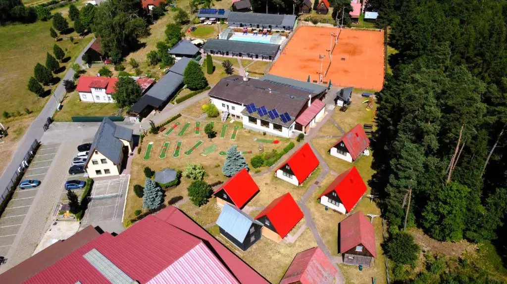 RÁJ sportovní a rekreační resort Branžež – resort, Kněžmost