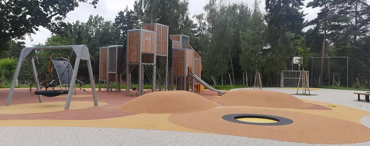 Detske hřiště s tobogánem – dětská hřiště a herny, Brno