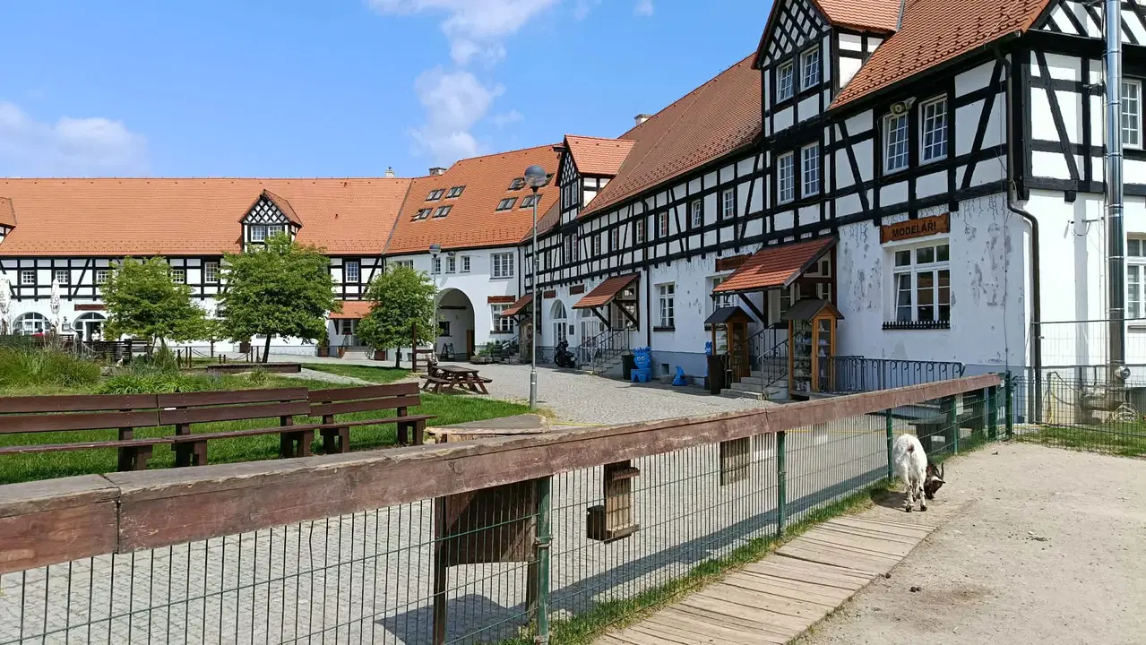 Mini kontaktni zoo – zoo a farmy, Královské Poříčí