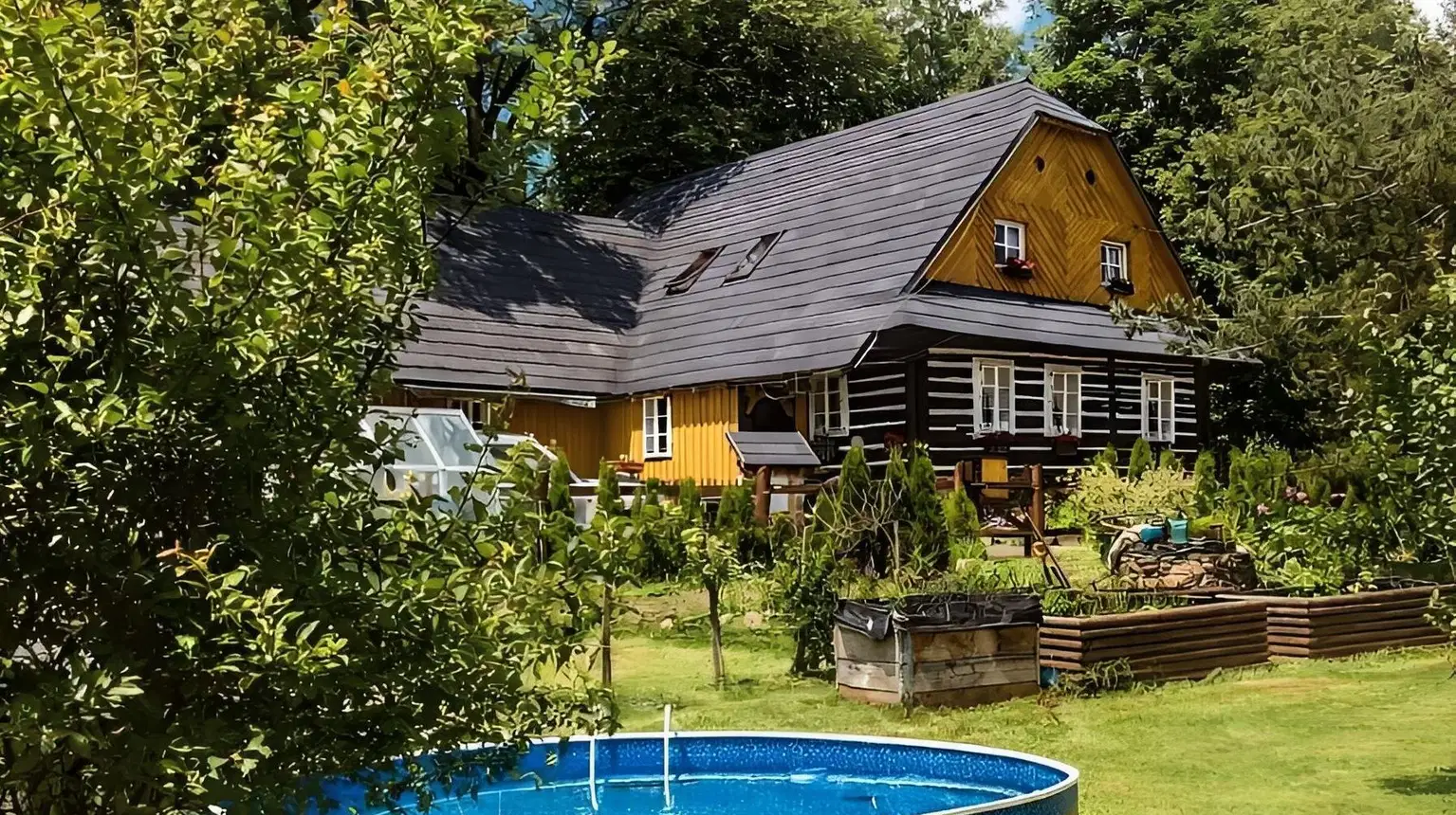 Wellness roubenka U Obory – chata/Chalupa, Svratouch
