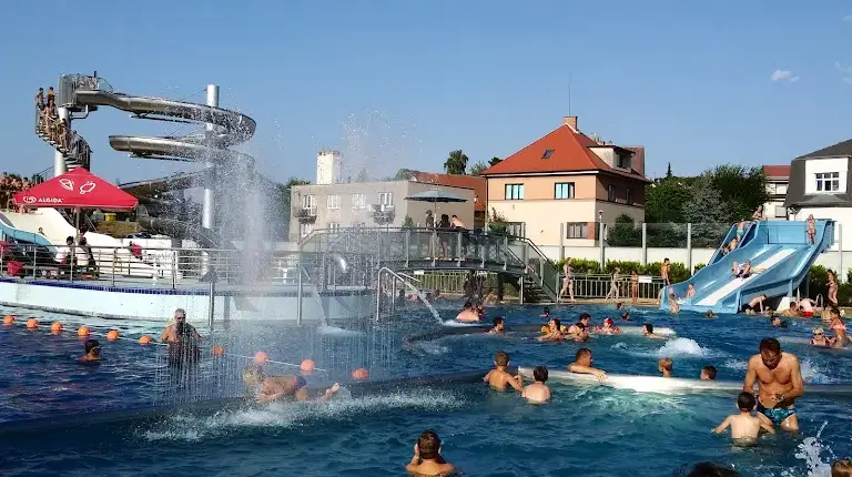 KOUPALIŠTĚ JIČÍN – koupání, Jičín