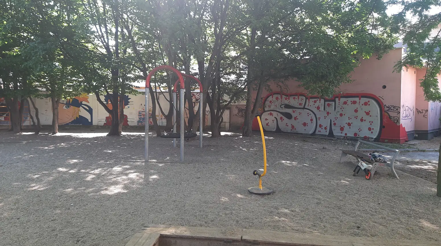 Hřiště na Náměstí SNP – dětská hřiště a herny, Brno