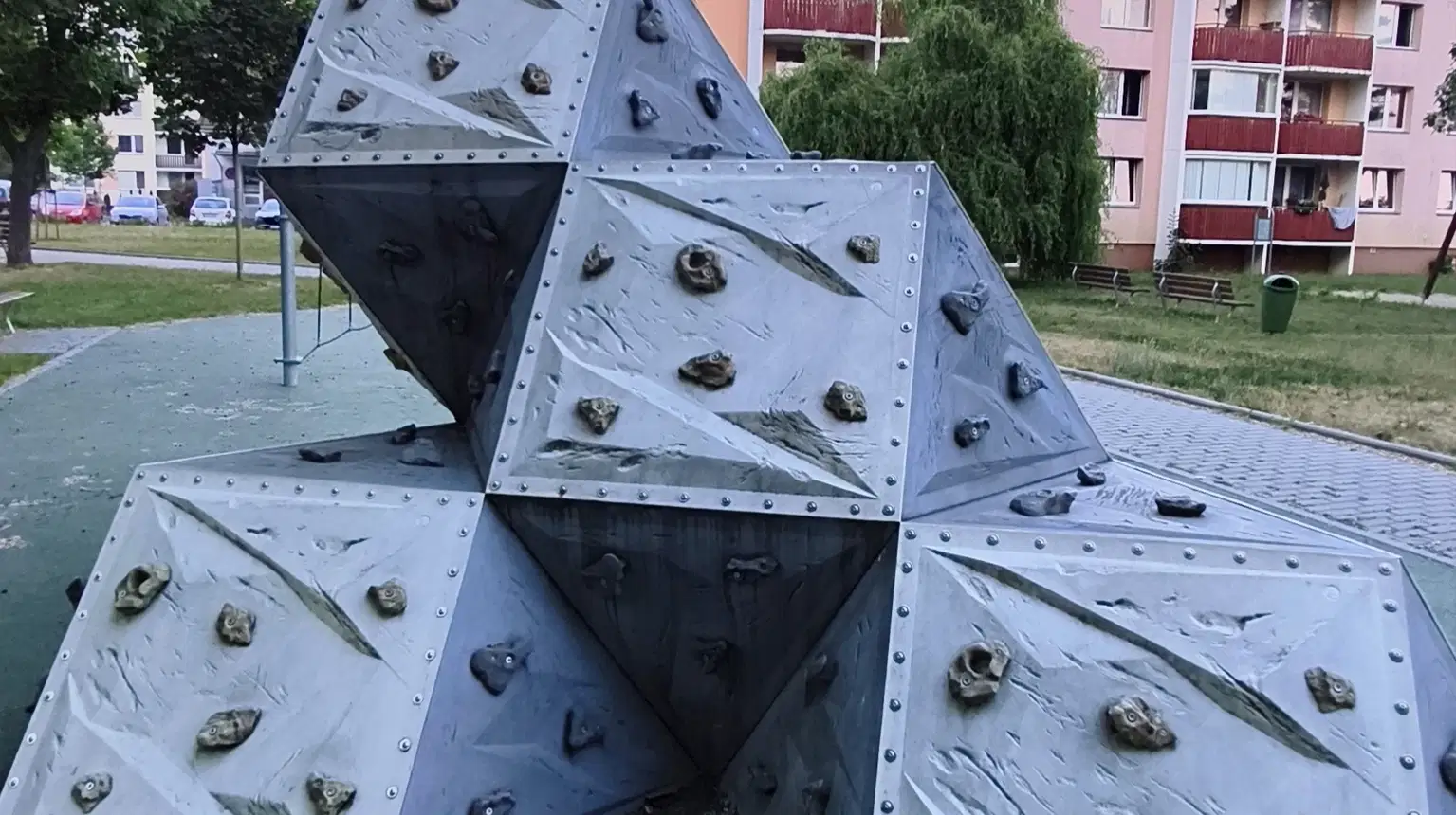 Dětské hřiště a lezecký park – sportoviště, Prostějov