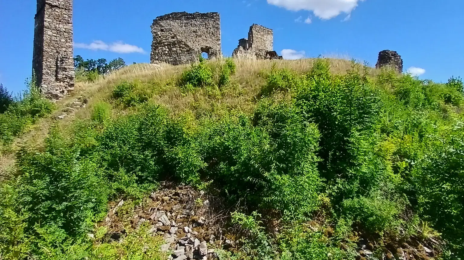 Zřícenina hradu Brníčko – hrady, zámky, zříceniny, Brníčko