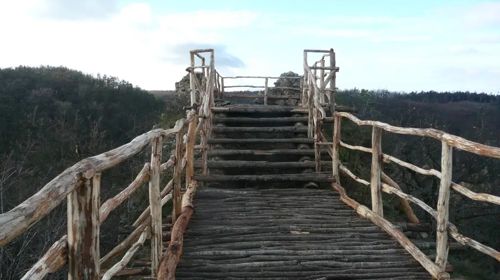 Templštejn – hrady, zámky, zříceniny, Jamolice