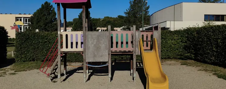 Dětské hřiště – dětská hřiště a herny, Sloup