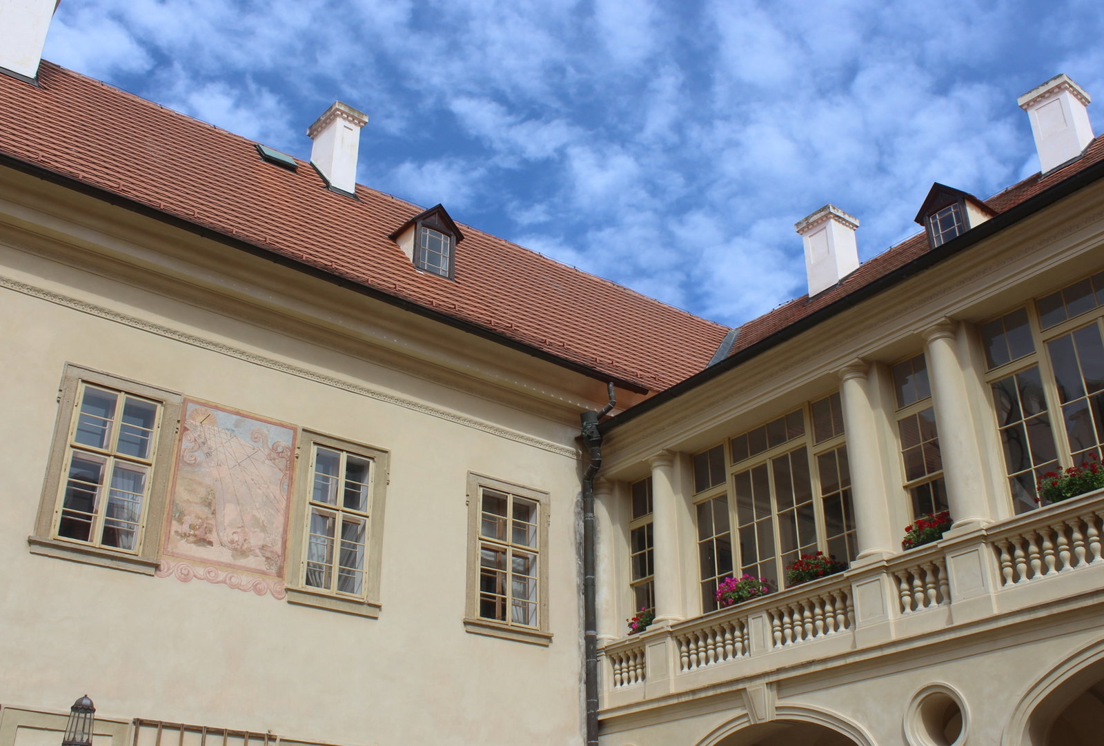 Zámek Mníšek pod Brdy – hrady, zámky, zříceniny, Mníšek pod Brdy – fotka 4
