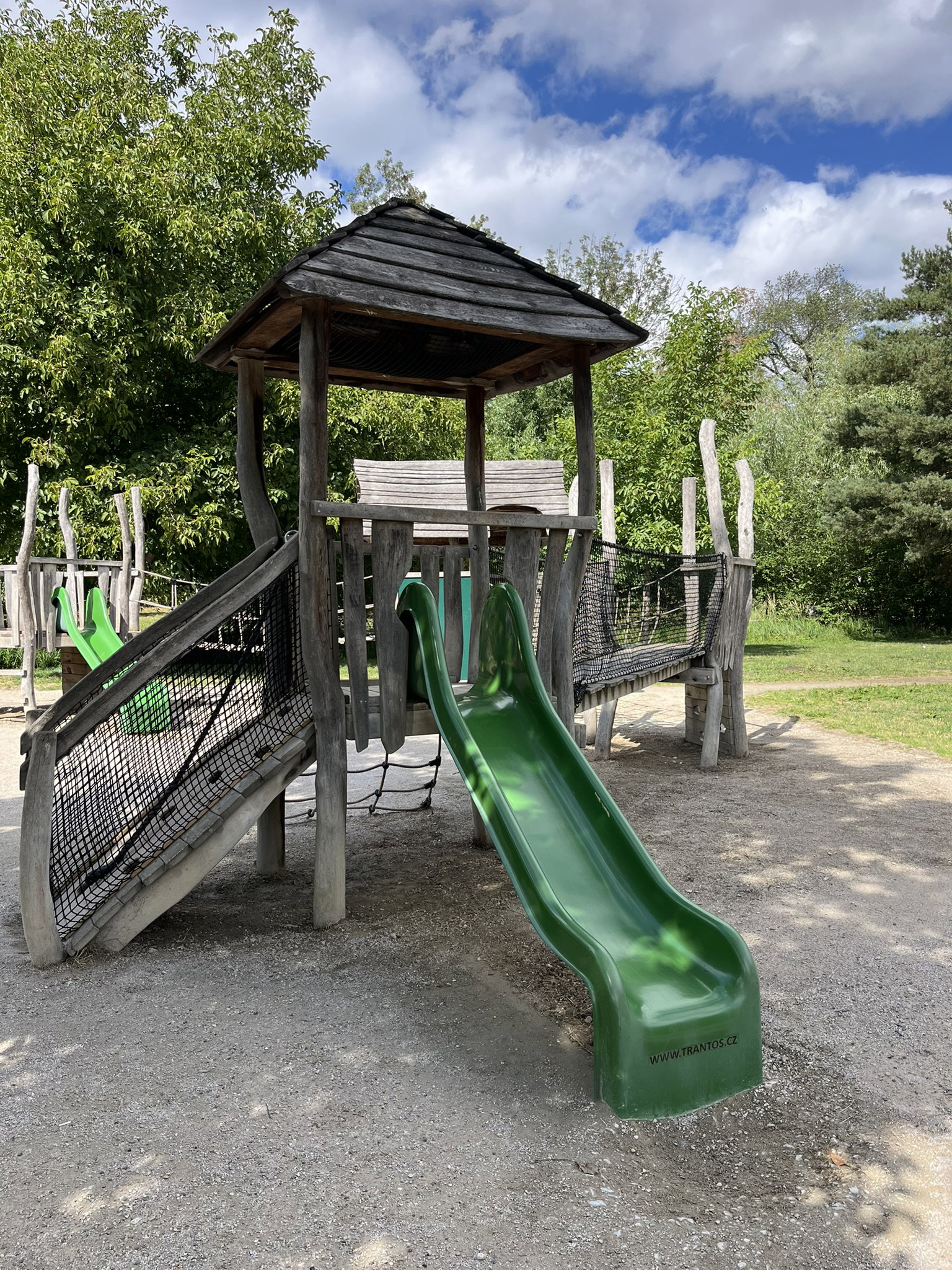 Park Zahrádky – dětská hřiště a herny, Praha – fotka 15