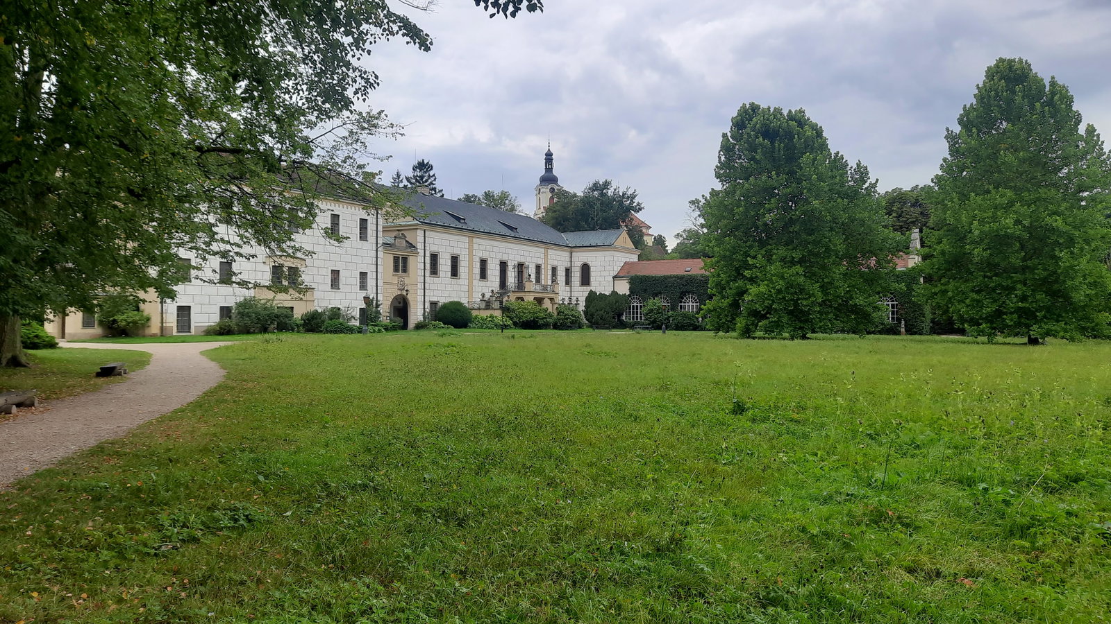 Zámek Častolovice – hrady, zámky, zříceniny, Častolovice – fotka 2