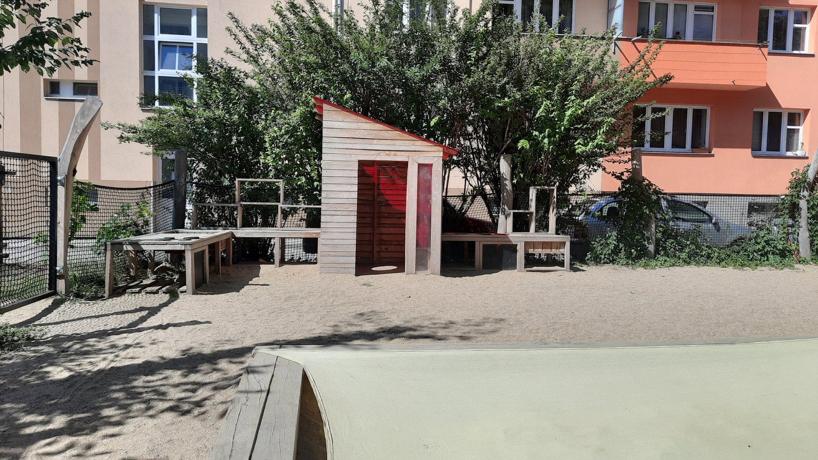 Hřiště Skácelova – dětská hřiště a herny, Brno – fotka 3
