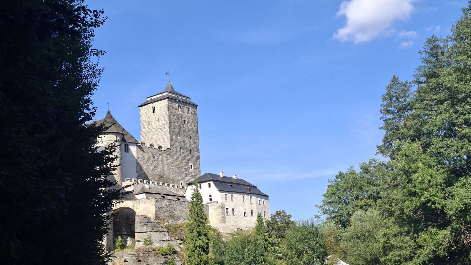 Hrad Kost – hrady, zámky, zříceniny, Libošovice – fotka 2