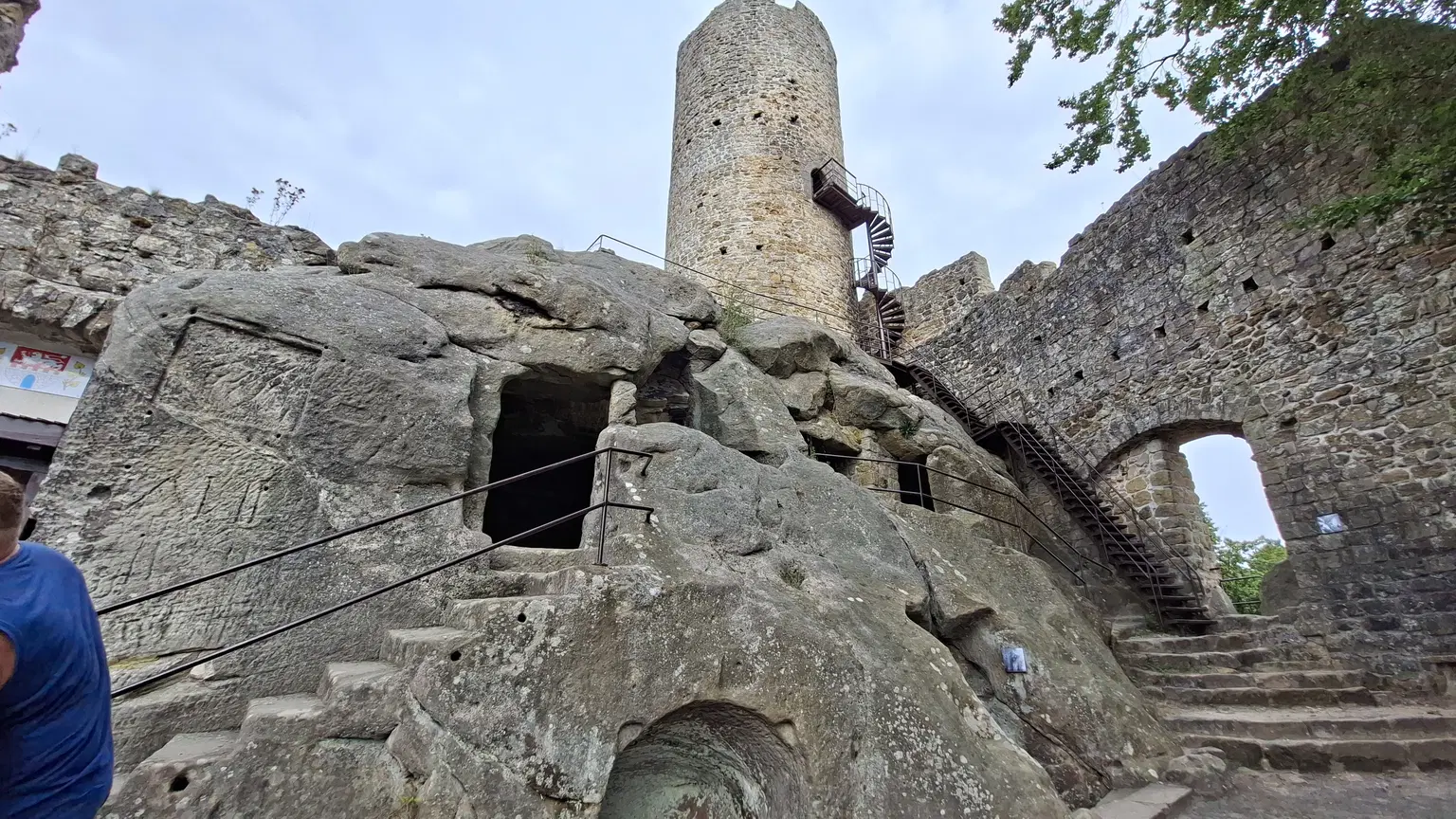 Hrad Frýdštejn – hrady, zámky, zříceniny, Frýdštejn