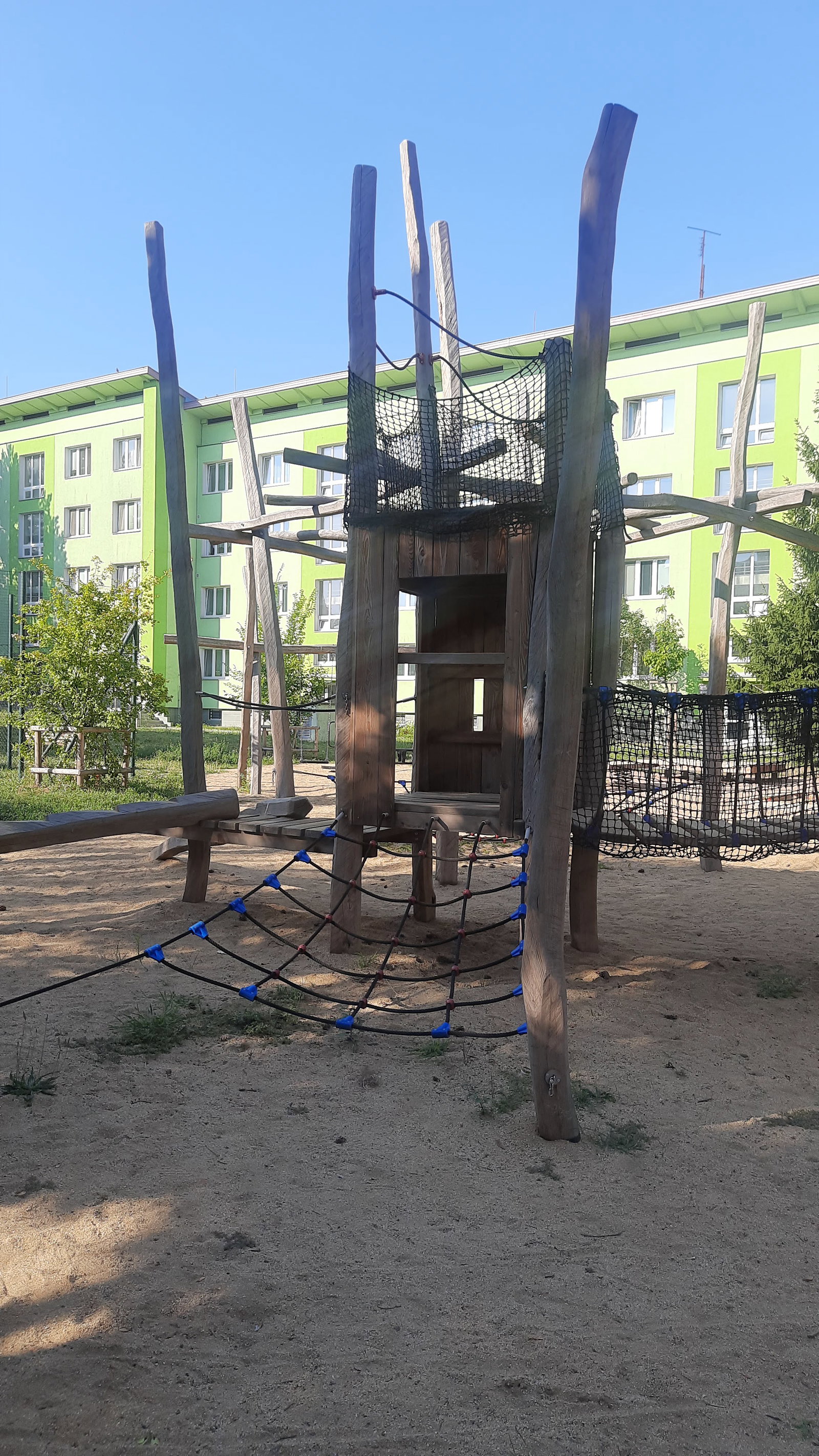 Dětské hřiště Mánesova – dětská hřiště a herny, Brno – fotka 3
