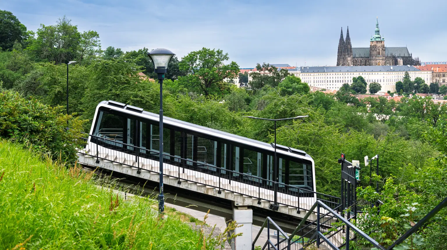 Lanovka na Petřín – zážitkové areály, Praha