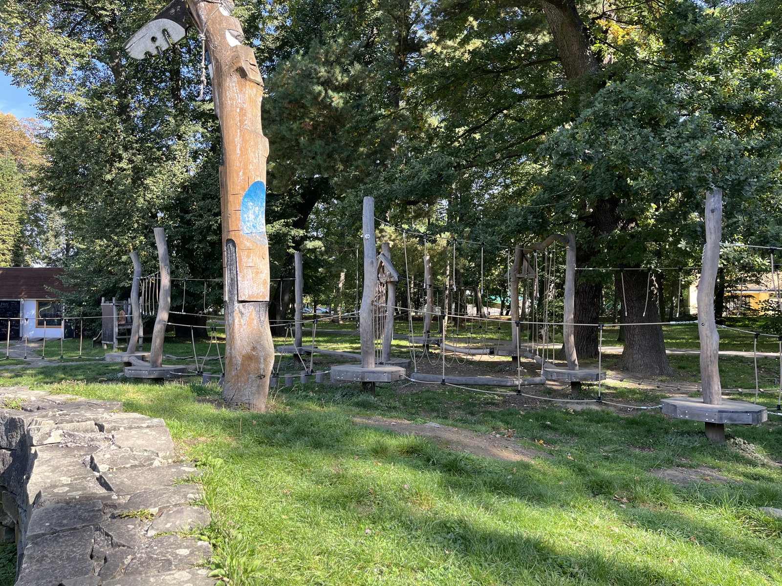 Dětské hřiště Slámova – dětská hřiště a herny, Karviná – fotka 4