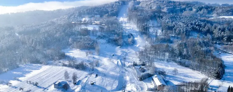 Nahoru Resort Monínec – lyžařské areály, Sedlec-Prčice