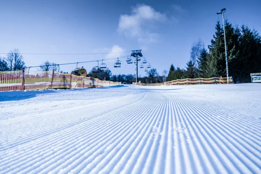 Nahoru Resort Monínec – lyžařské areály, Sedlec-Prčice – fotka 2